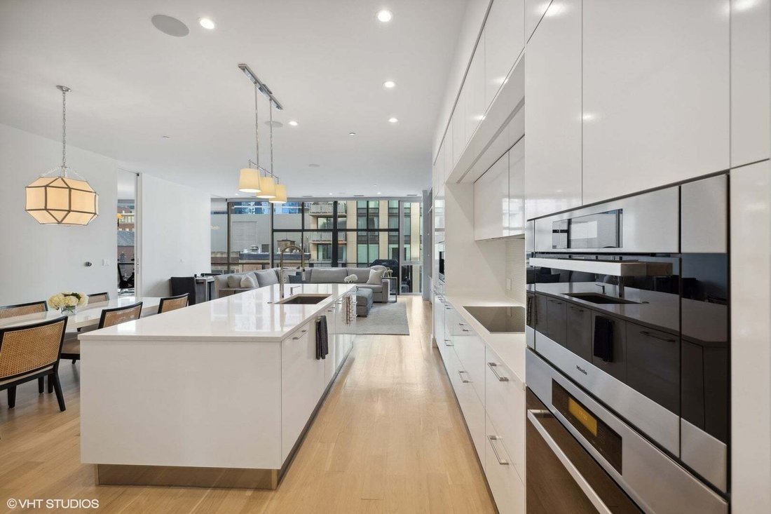Condo in Chicago, Illinois, United States 5 - 18552769