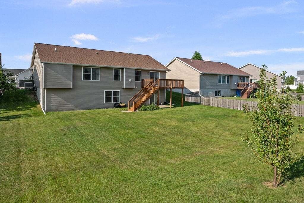 House in Bettendorf, Iowa, United States 4 - 18545823