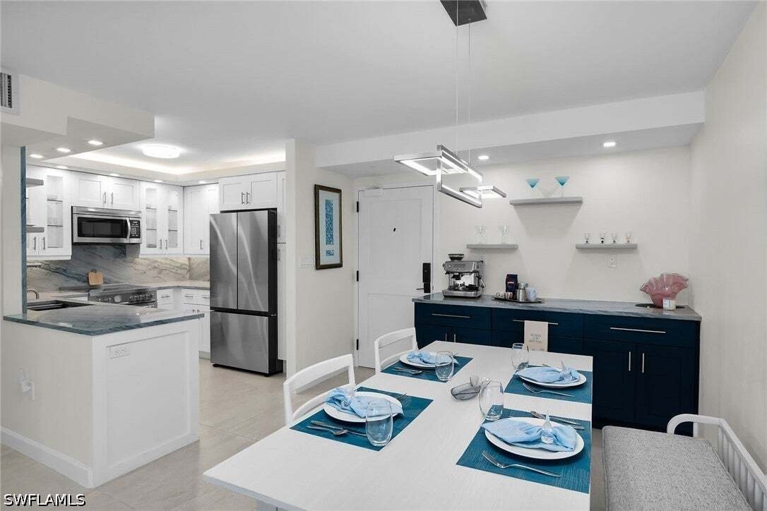 Condo in Marco Island, Florida, United States 3 - 18551357