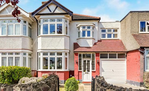 House in Beehive, Ilford, England 1