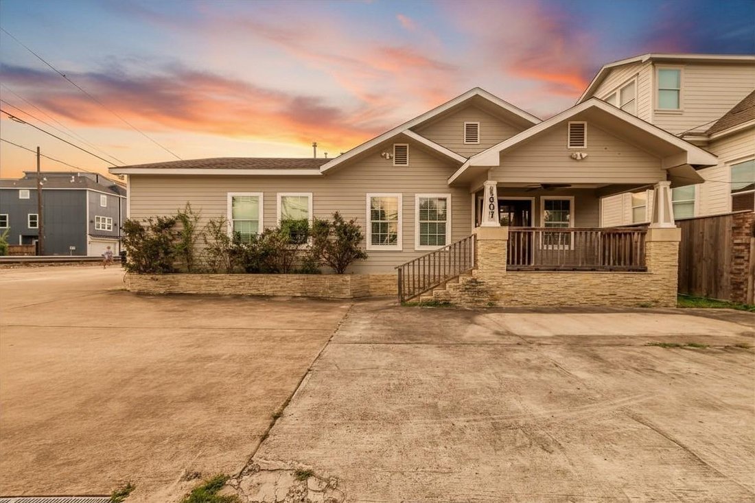 House in Houston, Texas, United States 4 - 18552885