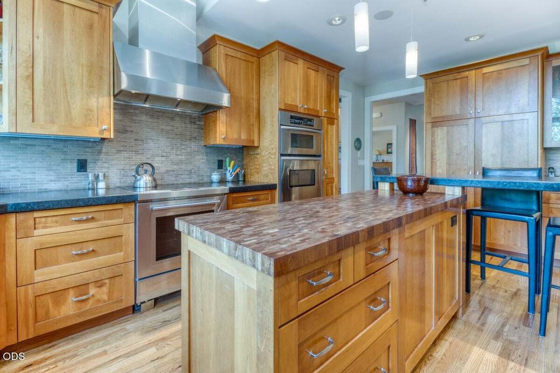 House in Bend, Oregon, United States 2 - 18551413