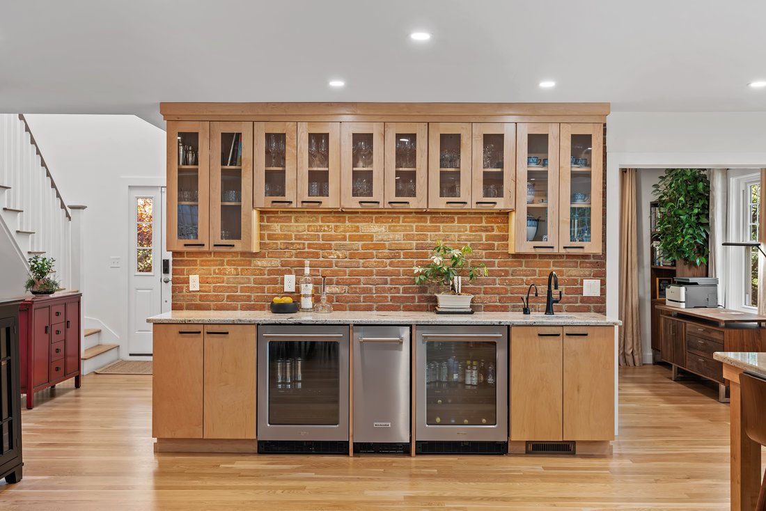 House in Marlborough, Massachusetts, United States 3 - 18549120