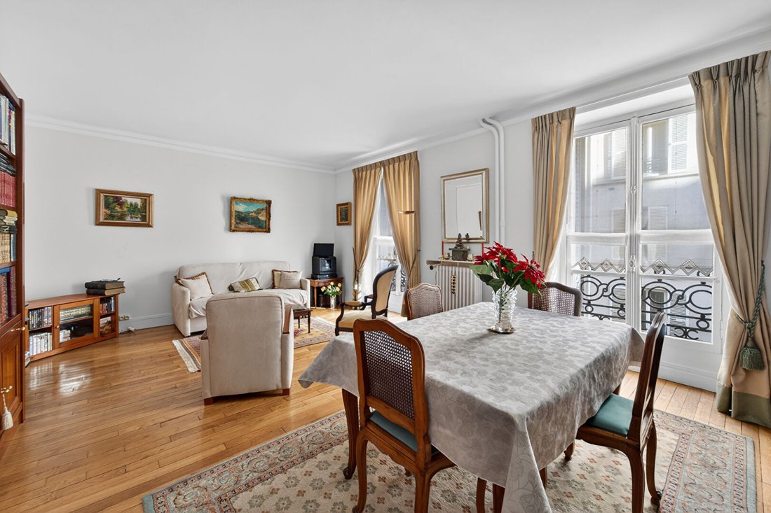 Apartment in La Plaine des Sablons, Neuilly-sur-Seine, France 1 - 18550143