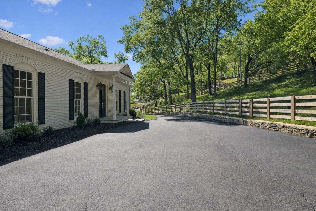 House in Nashville, Tennessee, United States 2 - 18552165