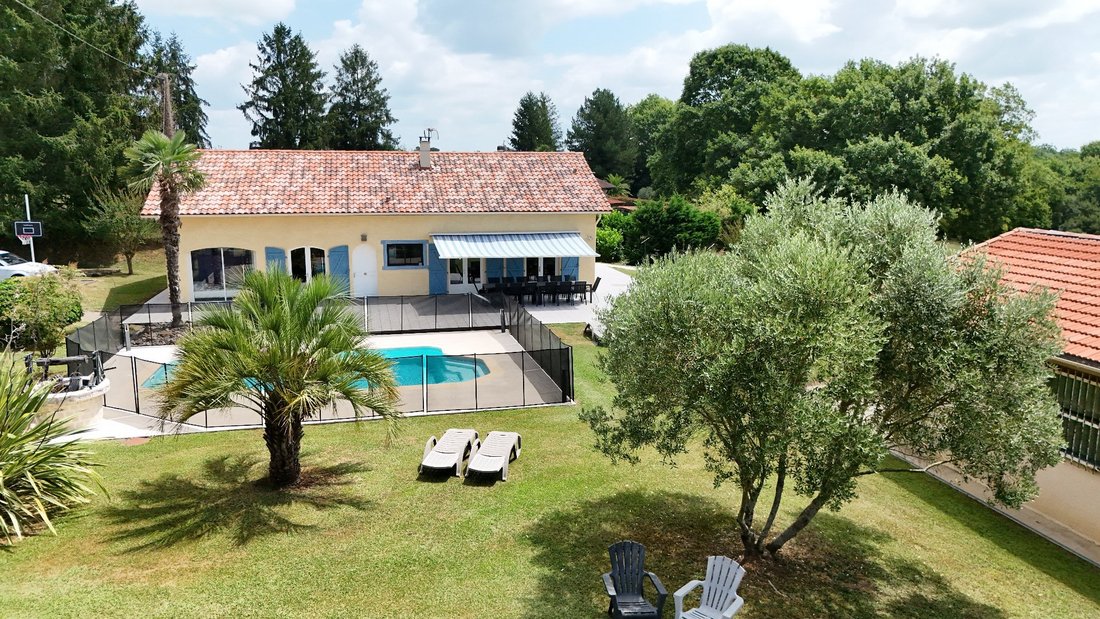 House in Pouillon, Nouvelle-Aquitaine, France 2 - 18553206