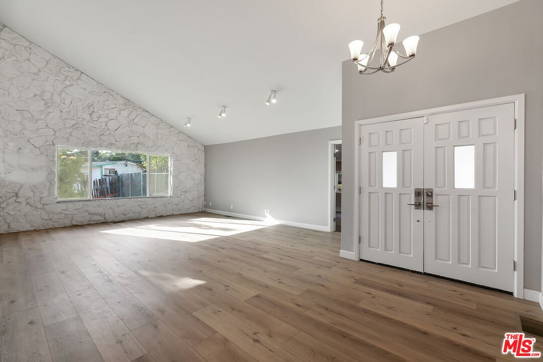 House in West Hills, California, United States 3 - 18553166