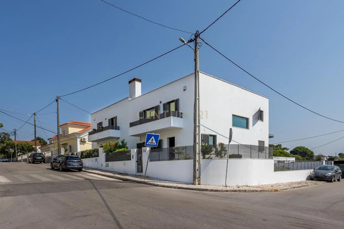 Villa in Loures, Lisbon, Portugal 2 - 18538381