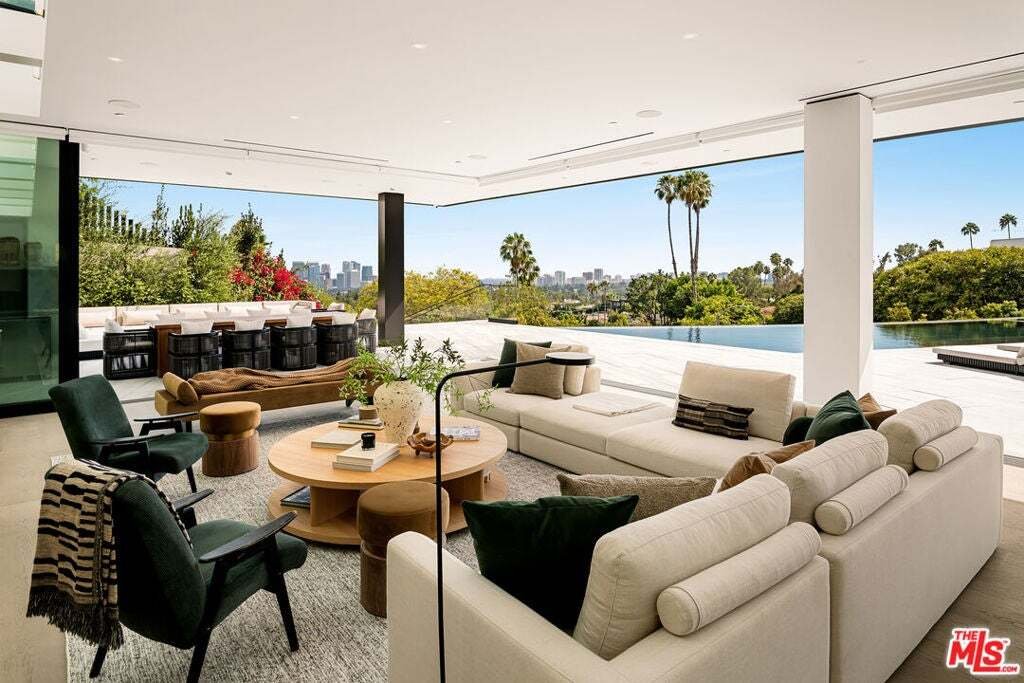 House in Beverly Hills, California, United States 4 - 18551092