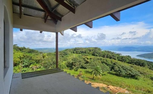 House in Nuevo Arenal, Guanacaste Province, Costa Rica 1