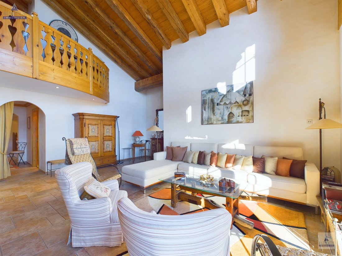 Chalet in Crans-Montana, Valais, Switzerland 4 - 18550966