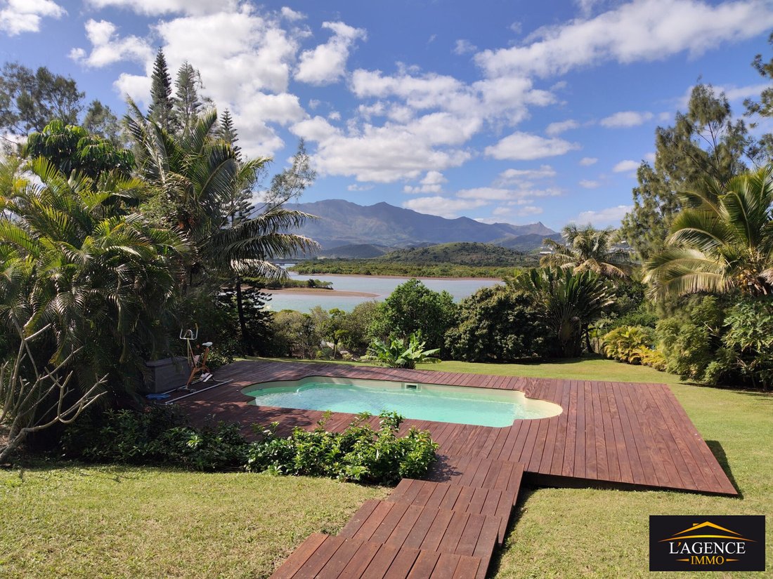 Villa in Dumbea, South Province, New Caledonia 2 - 18554232