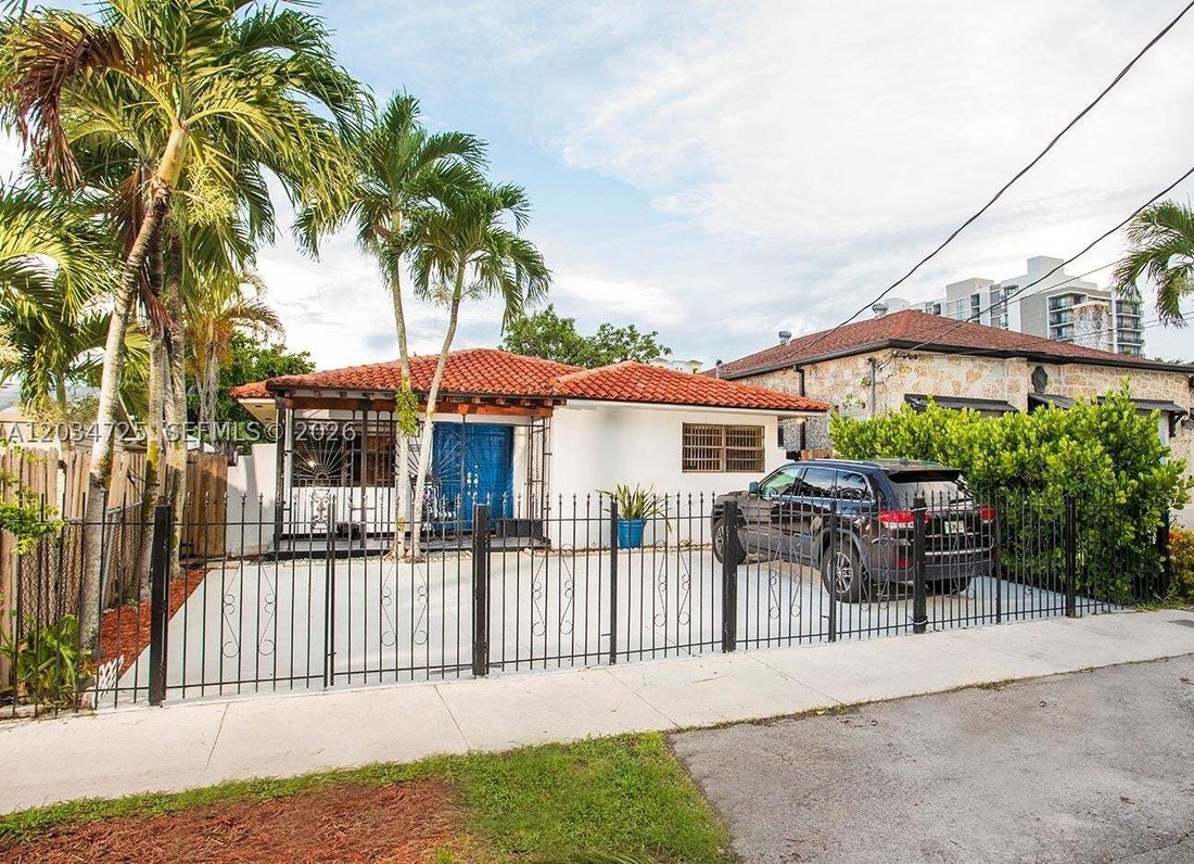 House in Miami, Florida, United States 2 - 18132958
