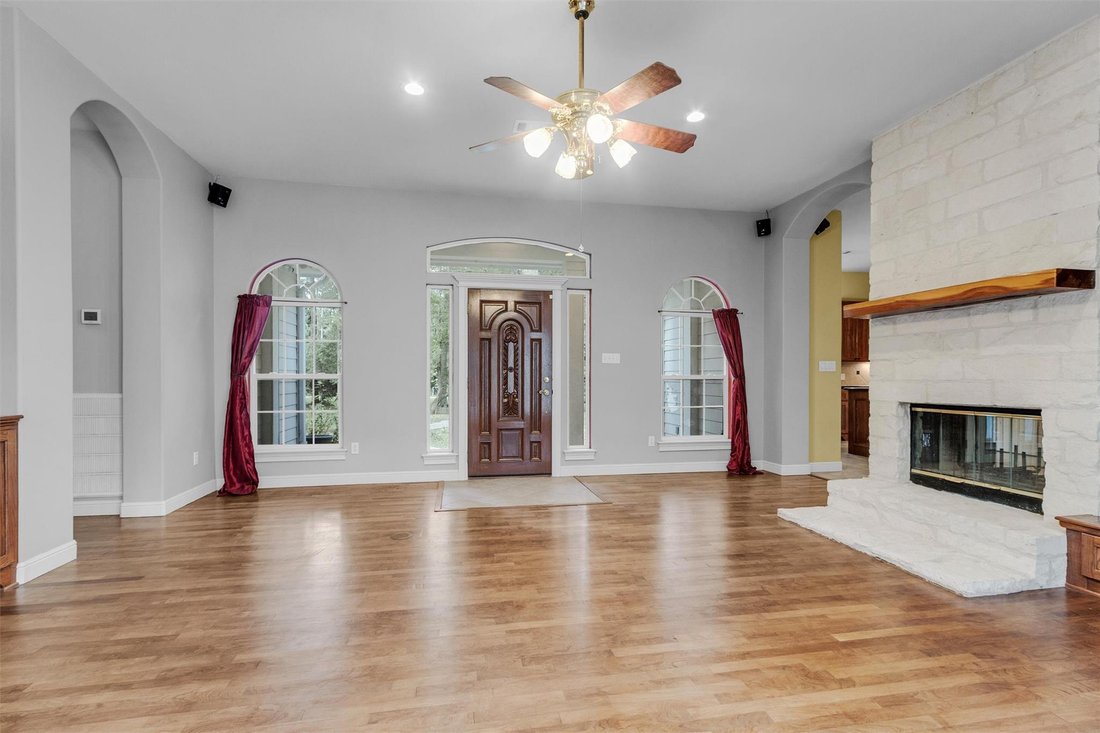House in Conroe, Texas, United States 5 - 18548708