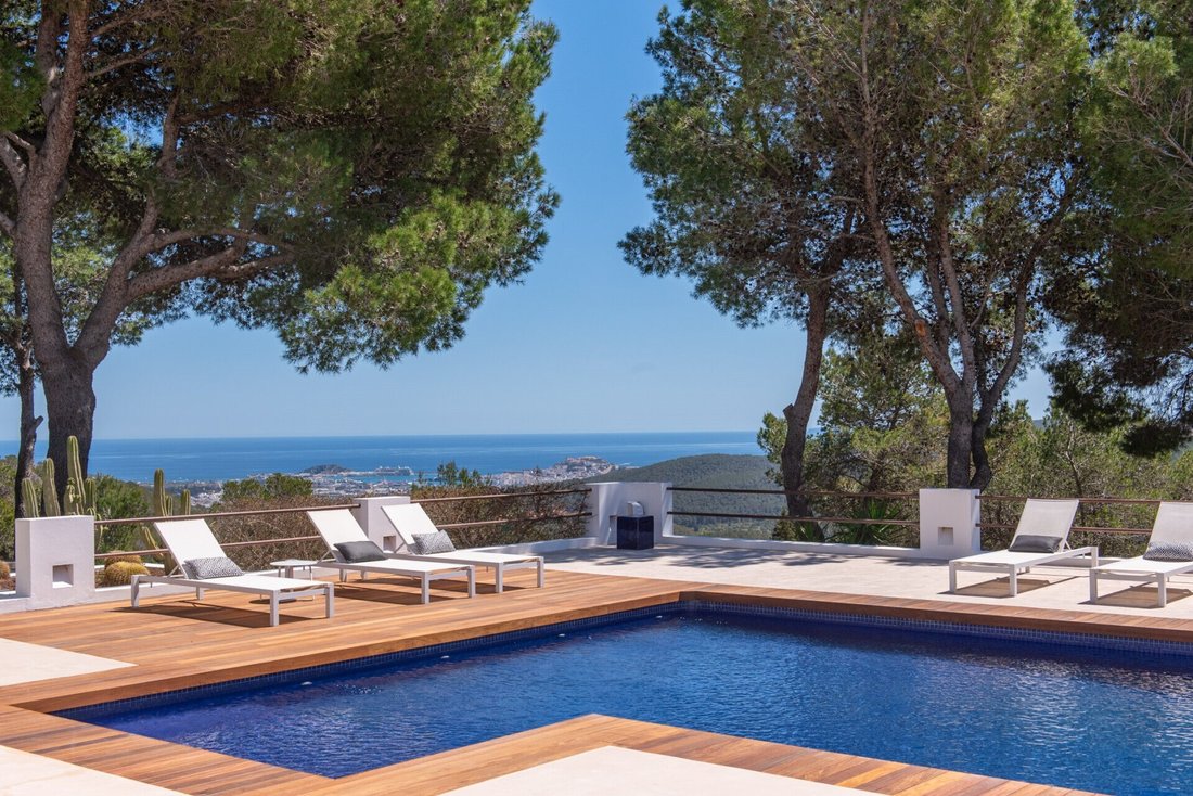 Villa in Sant Antoni de Portmany, Balearic Islands, Spain 1 - 18549970
