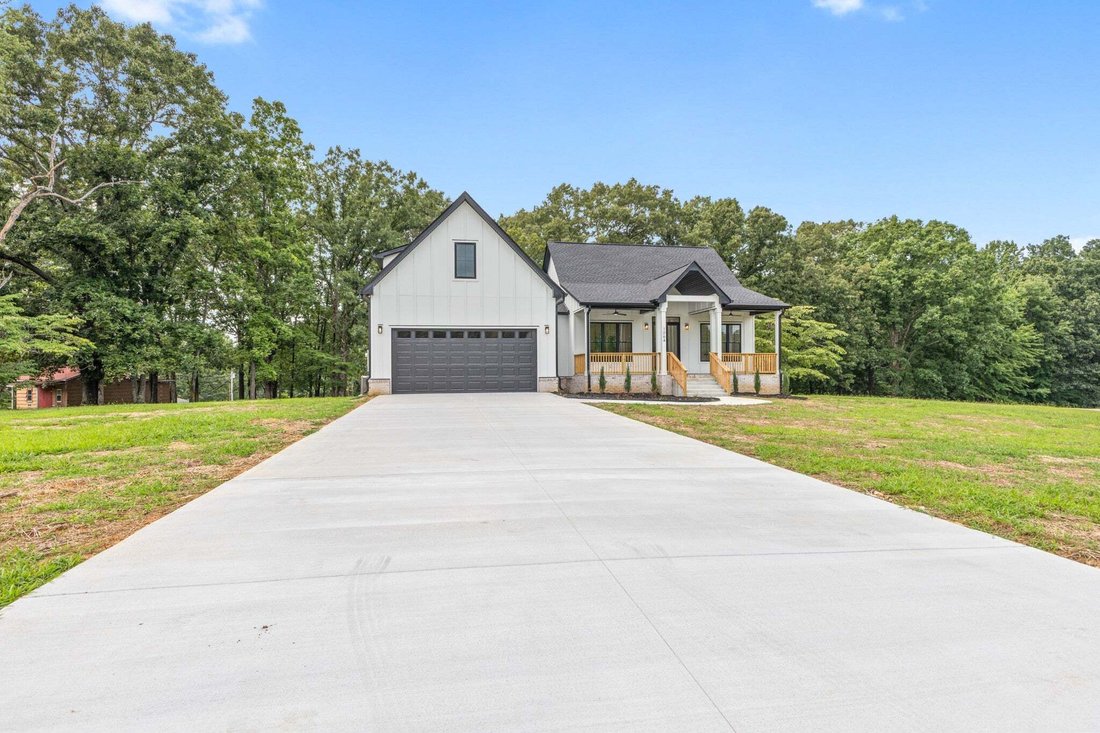 House in Burns, Tennessee, United States 2 - 18411422