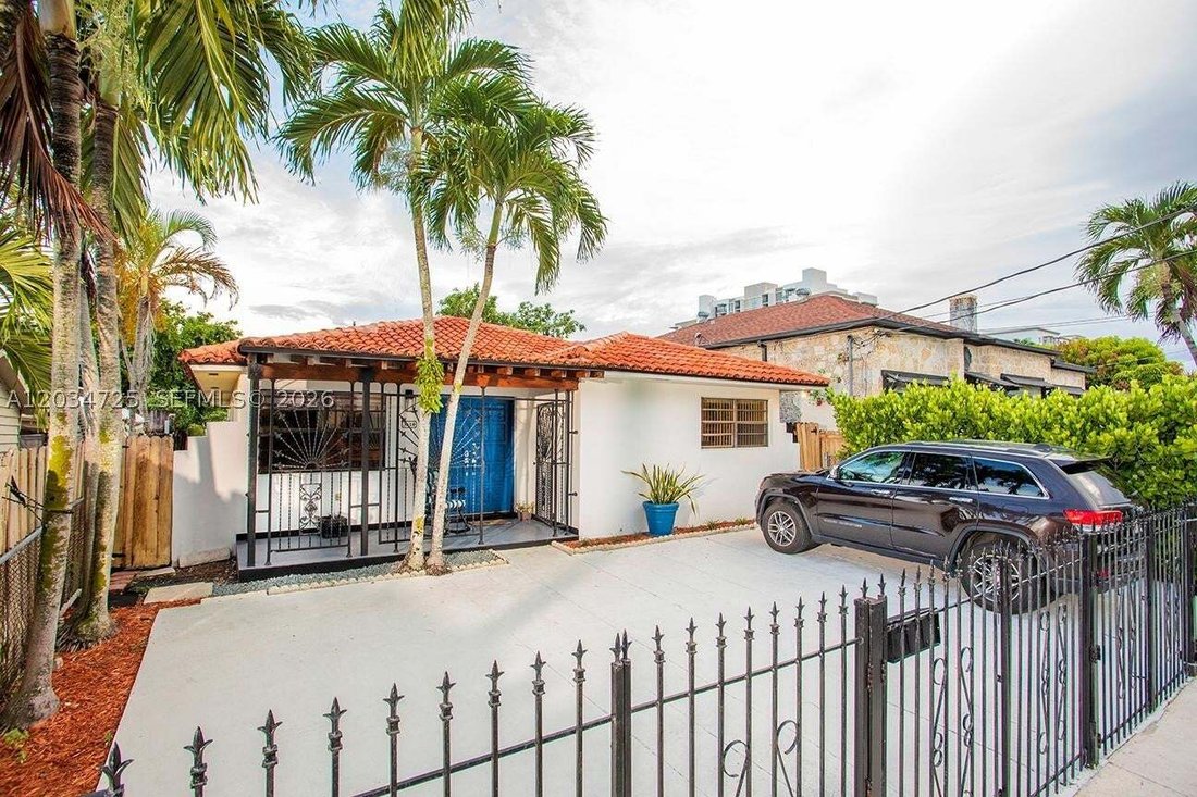 House in Miami, Florida, United States 3 - 18132958