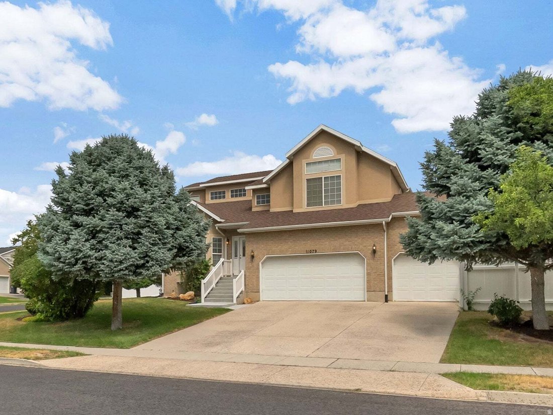House in Sandy, Utah, United States 2 - 18551429