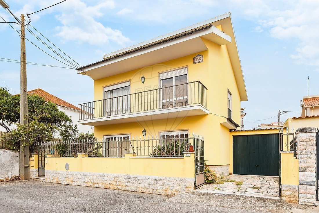 House in Carcavelos e Parede, Lisbon, Portugal 5 - 18548679