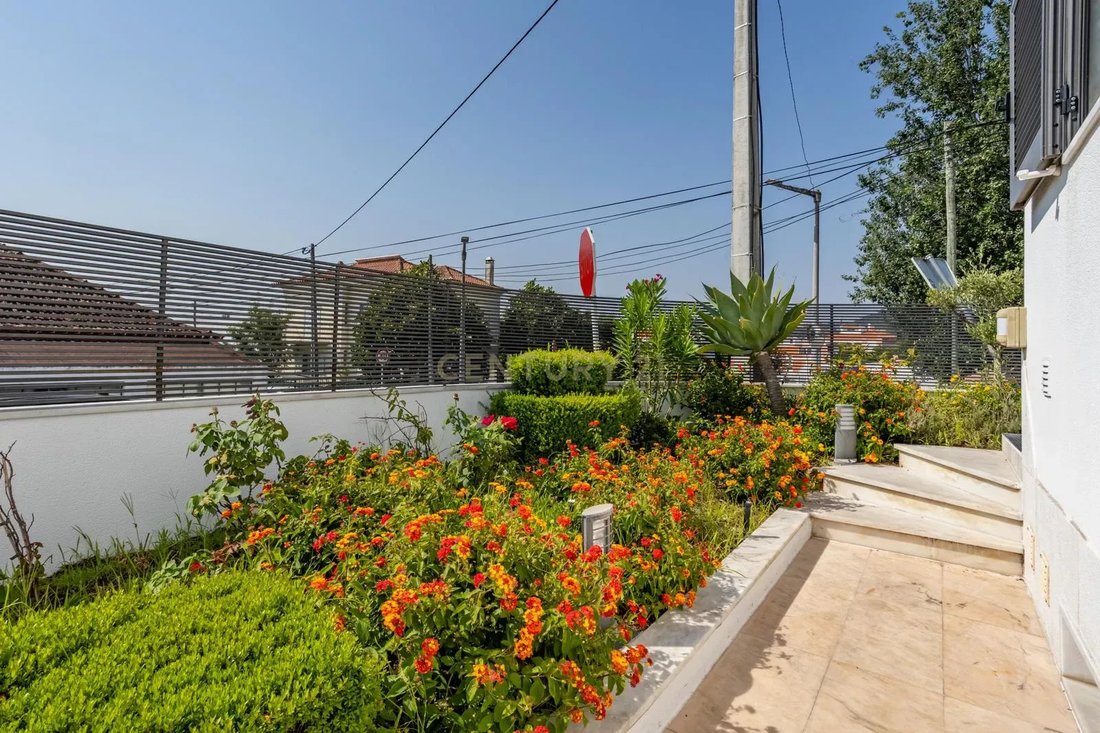 Villa in Loures, Lisbon, Portugal 3 - 18538381