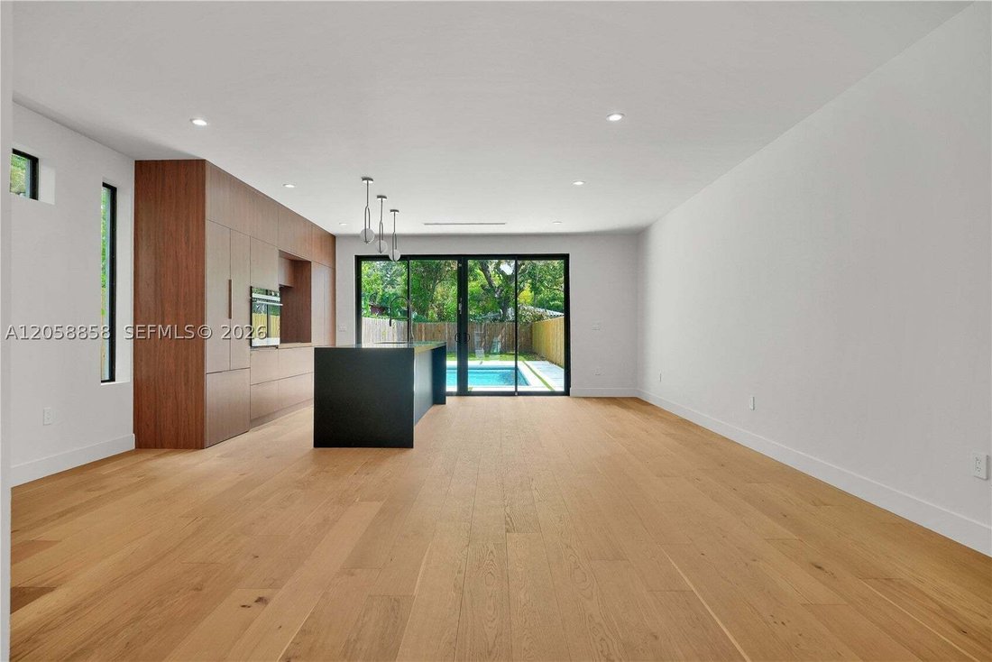 House in Miami, Florida, United States 4 - 18548964
