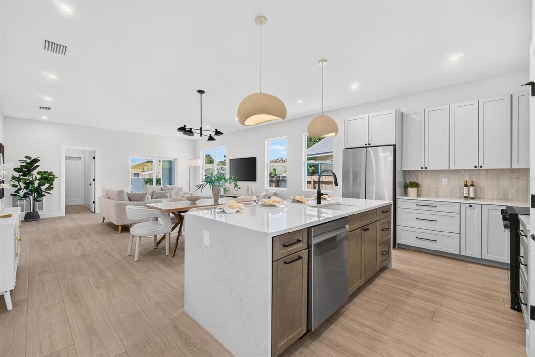 House in St. Petersburg, Florida, United States 5 - 18551484