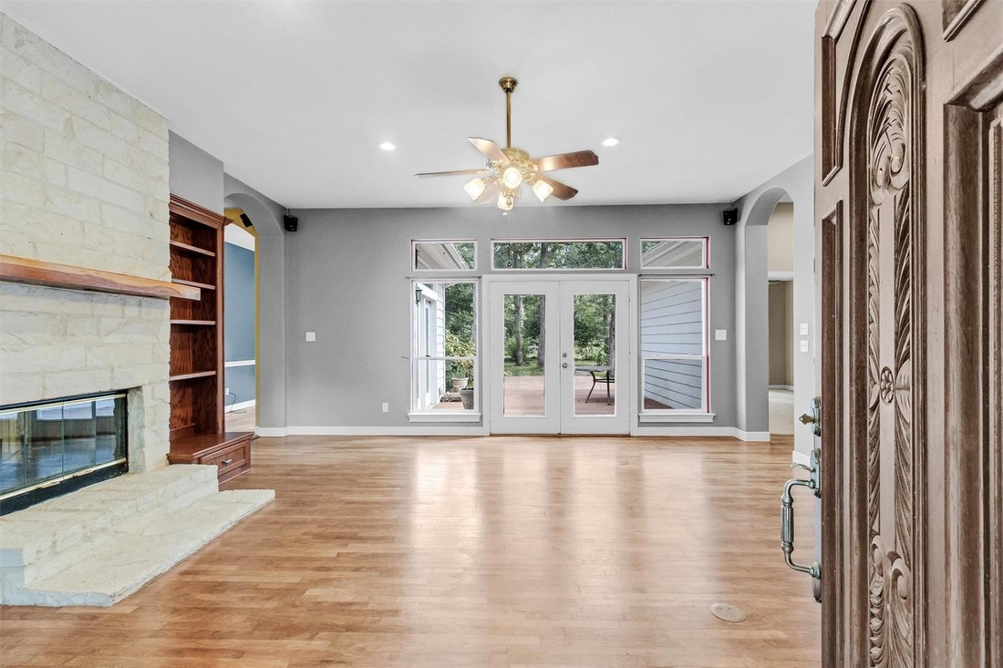 House in Conroe, Texas, United States 4 - 18548708