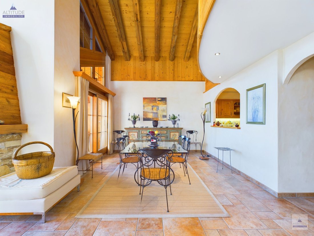 Chalet in Crans-Montana, Valais, Switzerland 3 - 18550966