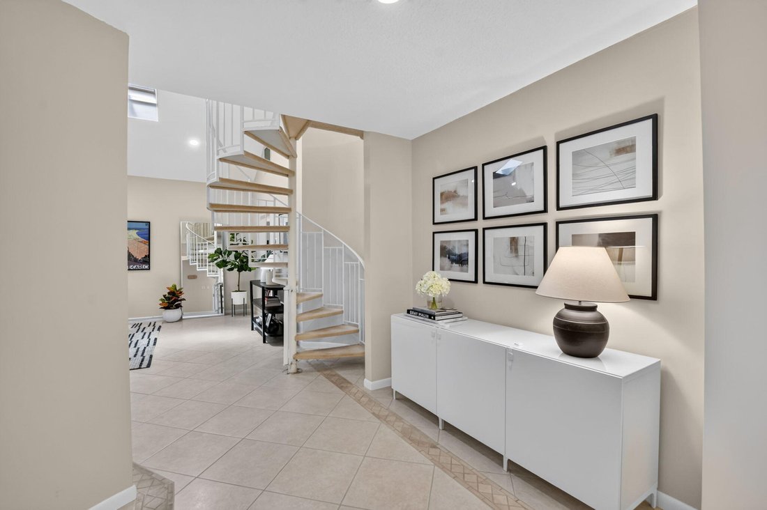 Townhouse in Boca Raton, Florida, United States 5 - 18551838