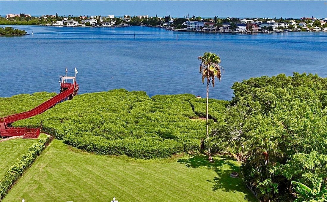 House in Largo, Florida, United States 2 - 18551509