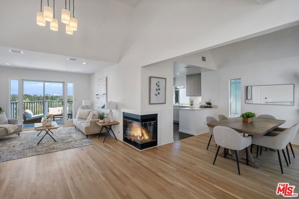 House in Los Angeles, California, United States 3 - 18551039