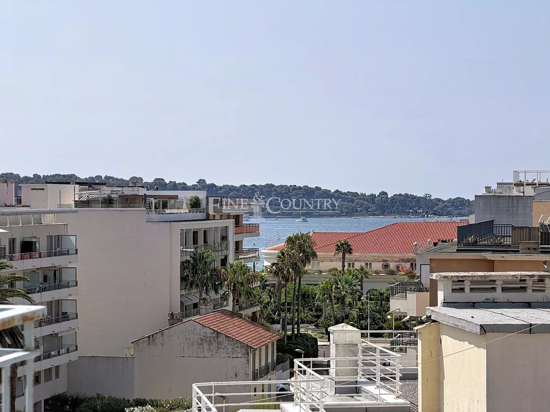Apartment in French Riviera, Provence-Alpes-Côte d'Azur, France 1 - 18549781