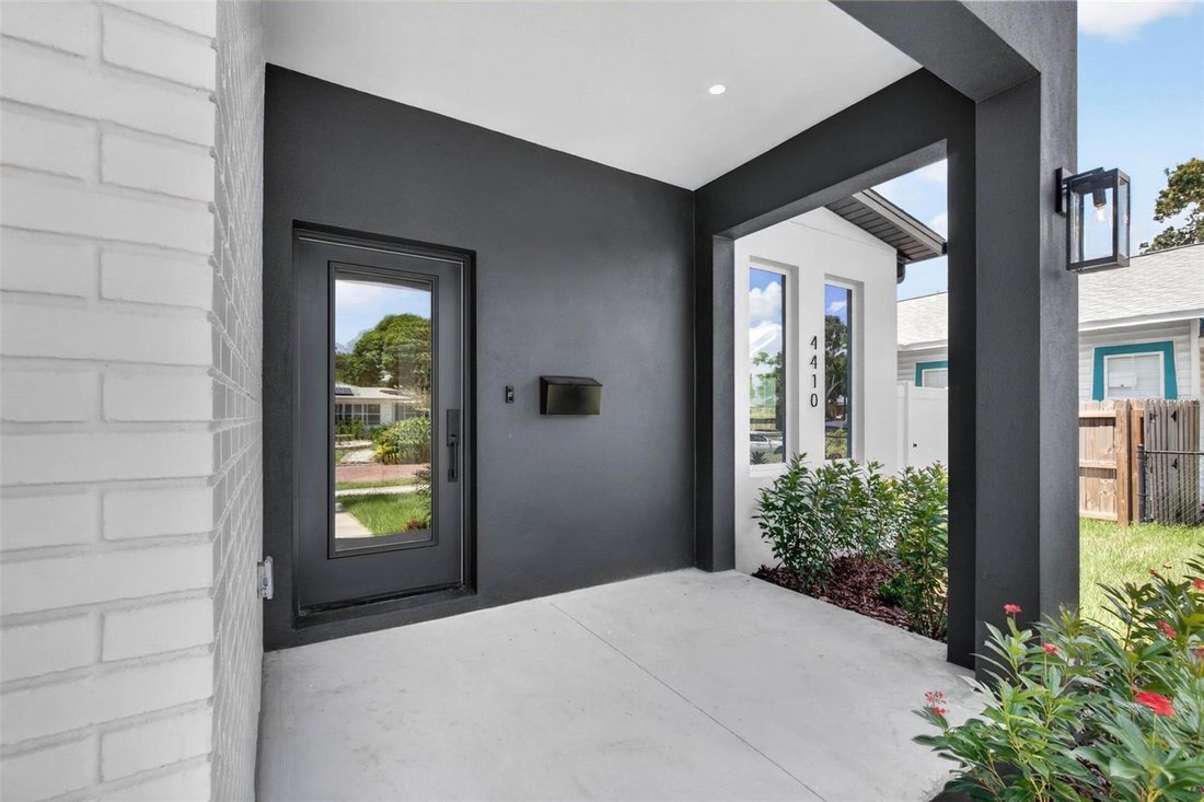 House in St. Petersburg, Florida, United States 3 - 18551484