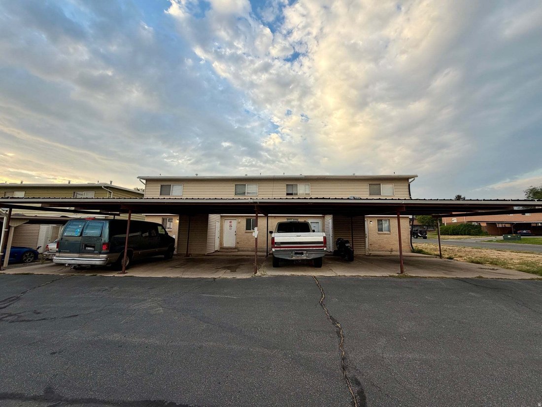 Layton, Utah, United States 2 - 18551457