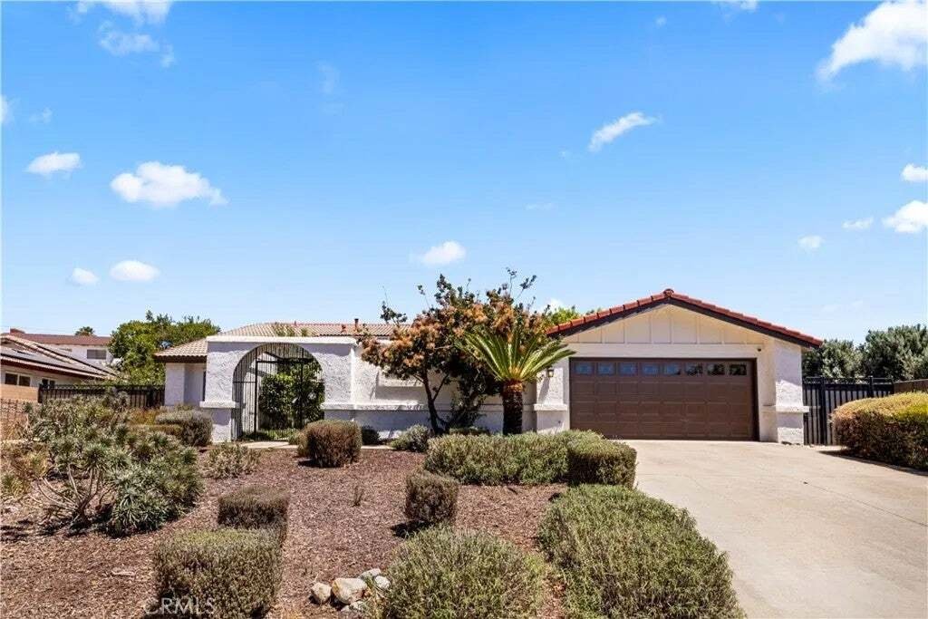 Condo in Claremont, California, United States 4 - 18552486