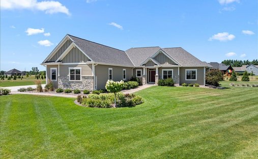 House in Town of Lisbon, Wisconsin, United States 1