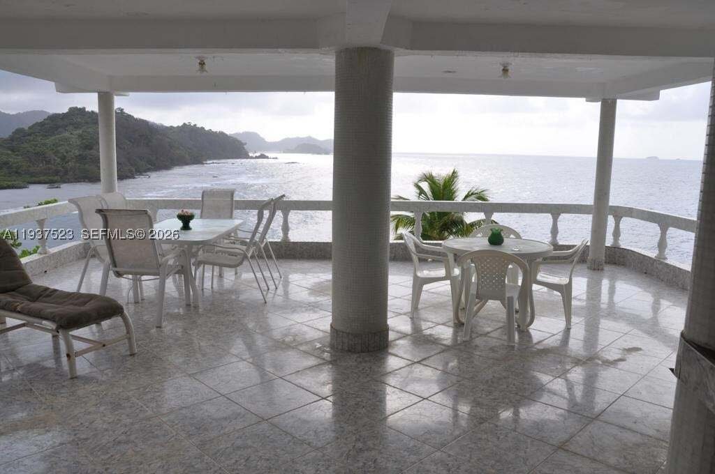 House in Portobelo, Colón Province, Panama 3 - 16873384