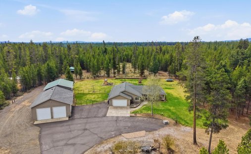 House in La Pine, Oregon, United States 1