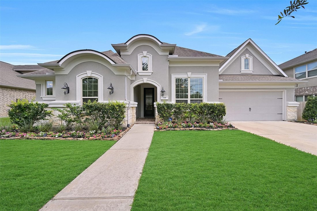 House in Friendswood, Texas, United States 1 - 18548724