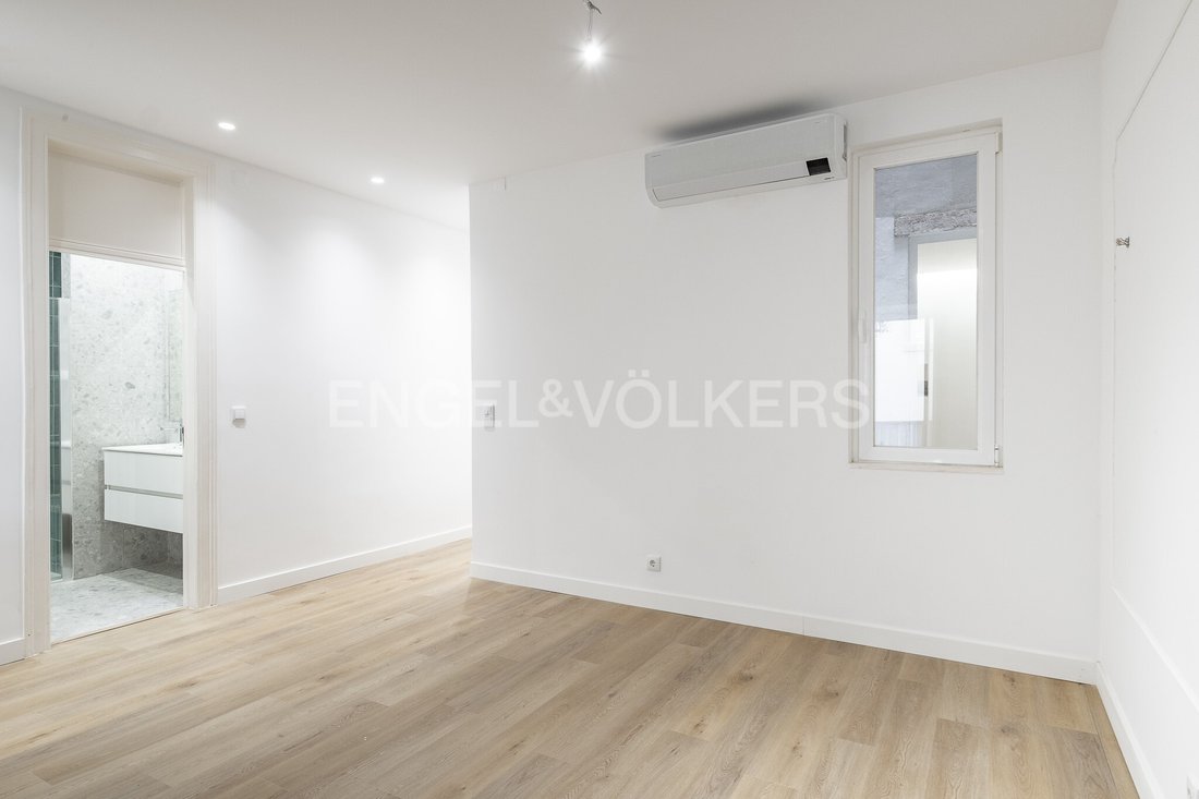 Apartment in Misericordia, Lisbon, Portugal 4 - 18549979