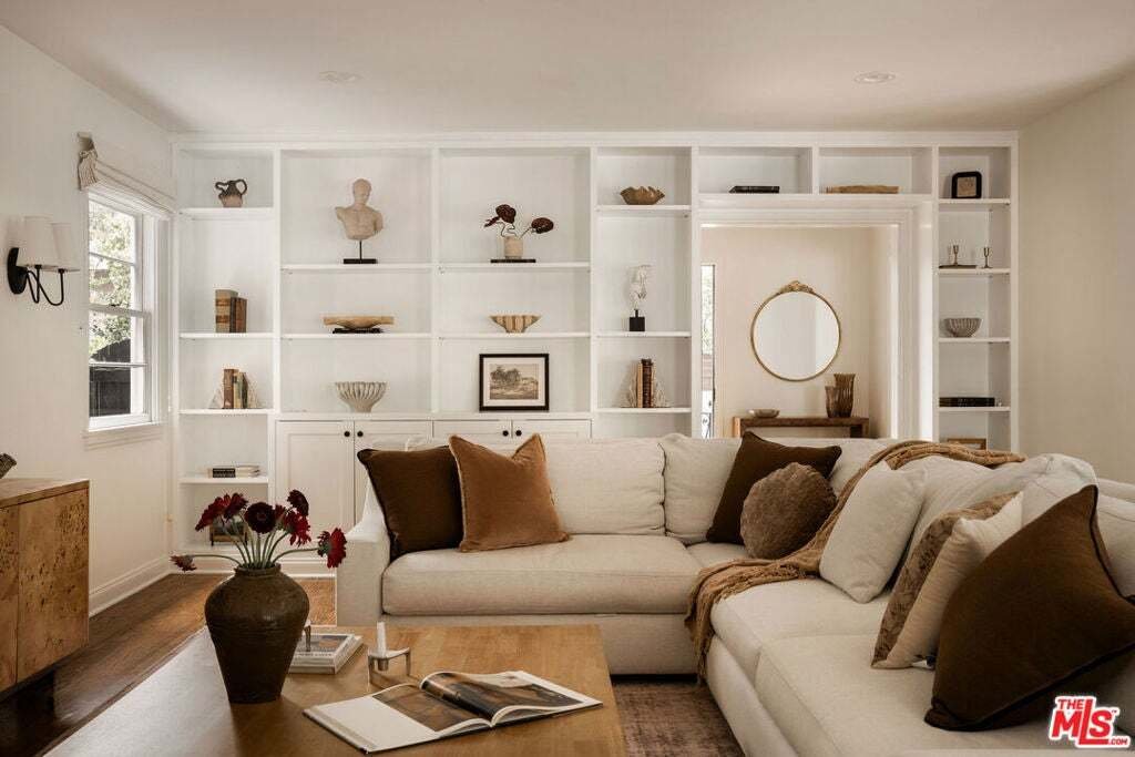 House in Los Angeles, California, United States 3 - 18551057