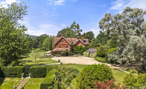 House in Cranleigh, England 1