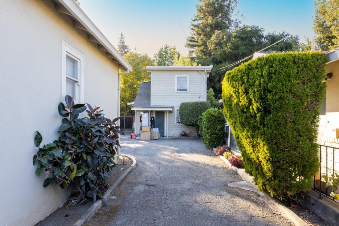 Mountain View, California, United States 5 - 18551658