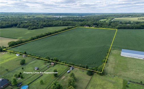 Land in Waynesville, Ohio, United States 1