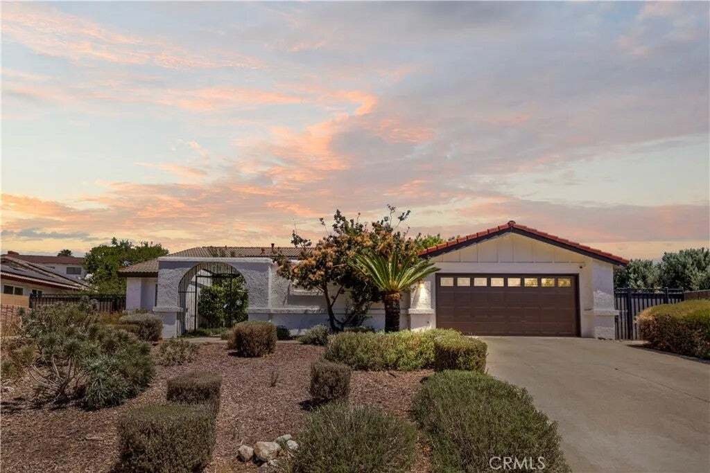 Condo in Claremont, California, United States 1 - 18552486