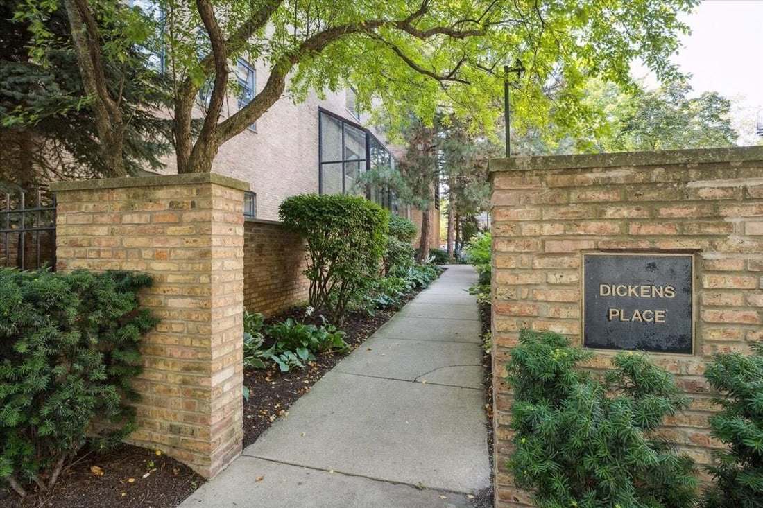 Condo in Chicago, Illinois, United States 4 - 18552616