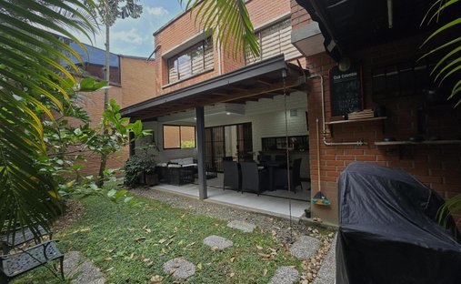 Casa en Medellín, Antioquia, Colombia 1