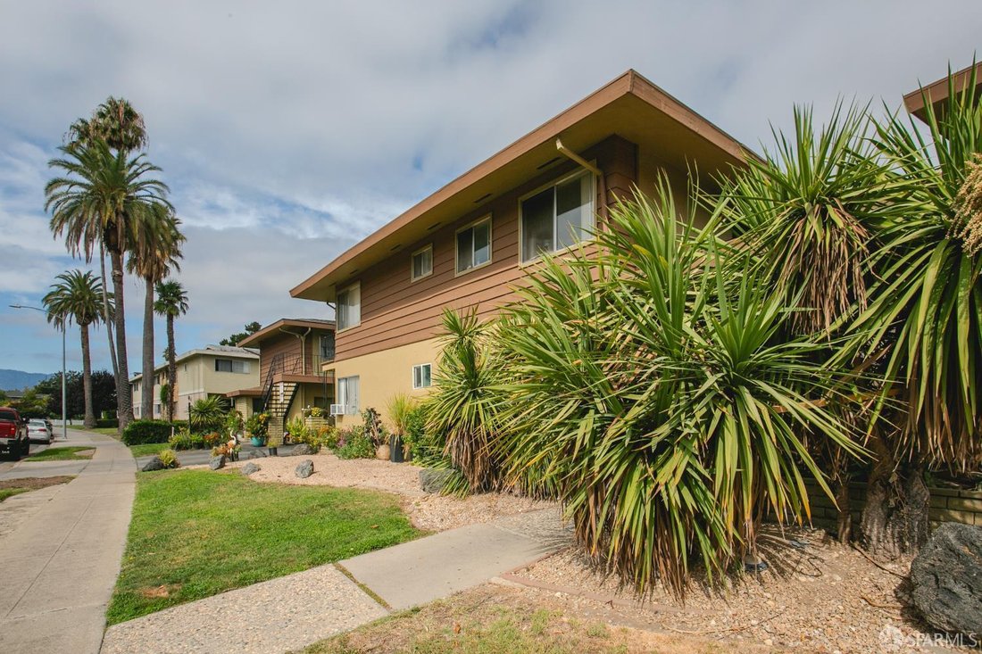 Saratoga, California, United States 2 - 18550914