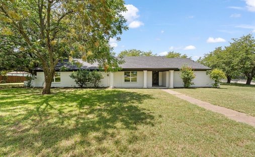 House in Joshua, Texas, United States 1