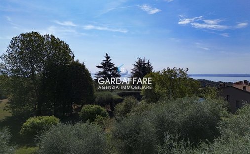 Villa in Soiano del Lago, Lombardy, Italy 1
